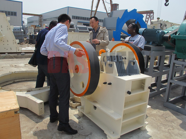 client visit our jaw crusher manufacture