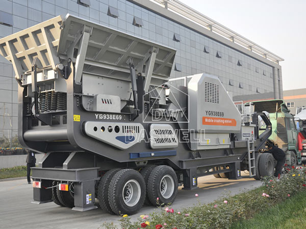 tyred type mobile crusher plant